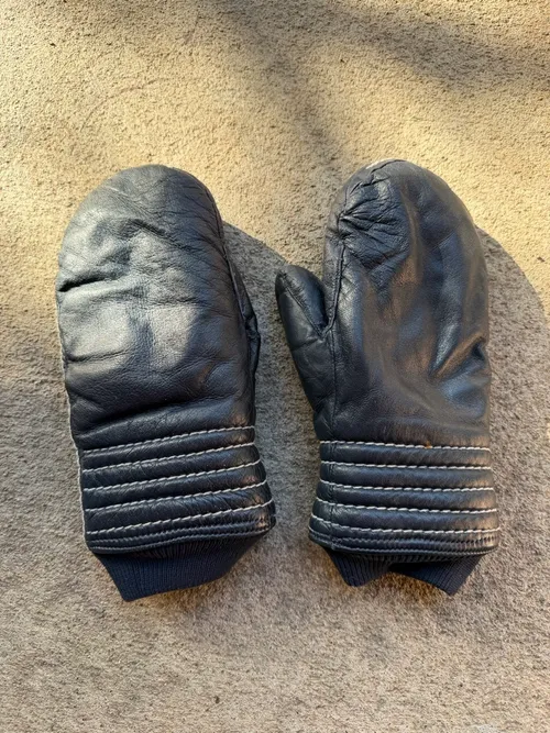 Adult Womens S: Grandoe, Blue with white thread