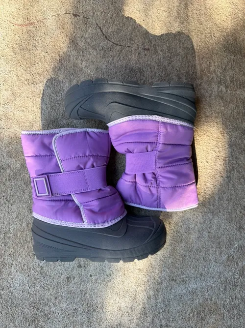 13T: Cat & Jack, Purple w/light purple piping