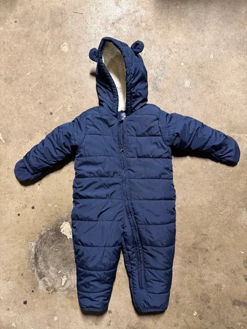 9-12M: A Children's Place Snowsuit w/Sherpa hoodie (Navy)