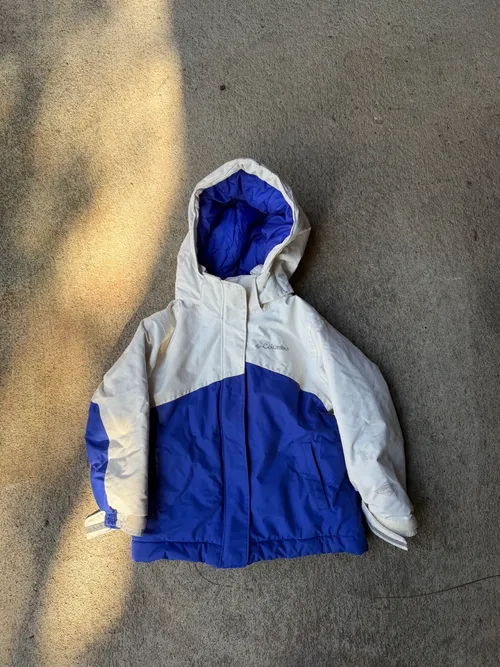 3T: Columbia, White/Blue