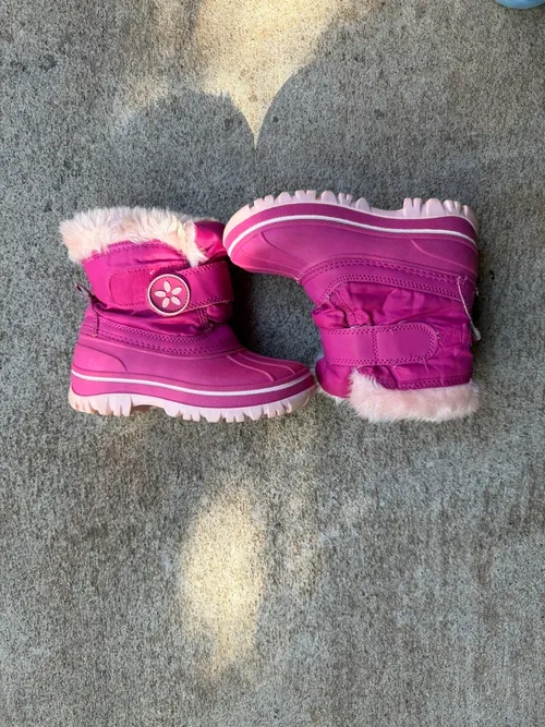 9-10T: Cat & Jack, Pink with pink fuzzy