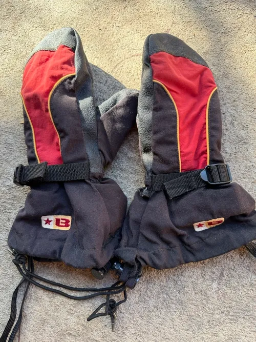 Adult Mens XS: Burton, Black & Red