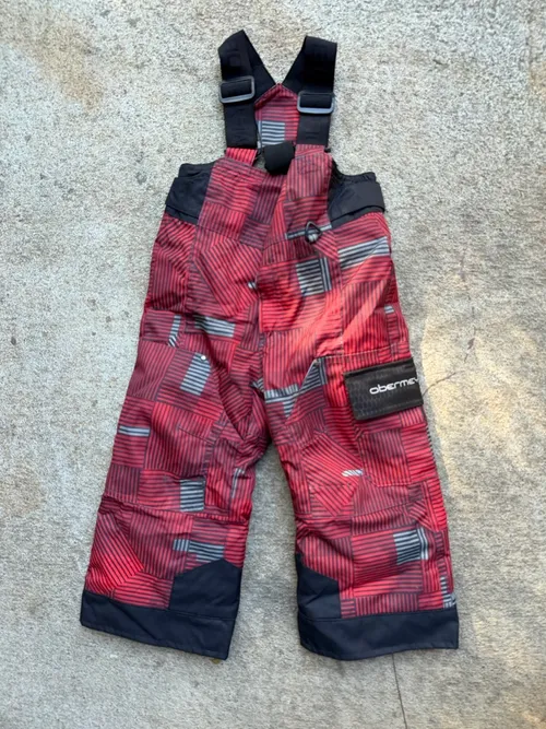 3T: Obermeyer, Red/Black/Gray lines