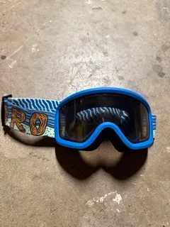 Yourth: GIRO Chico 2.0 Blue Goggles