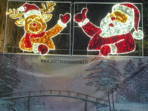 Grande Renna luminosa 2D per esterni/interni cm. 200x180 noleggio