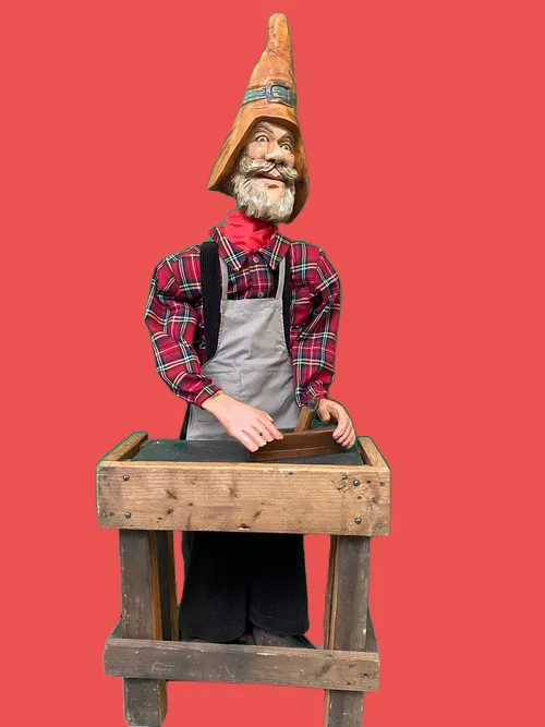 Noleggio Gnomo in legno falegname H145