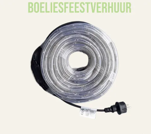 Lichtslang 18 meter! Een partytent van 6x3 in het rond.