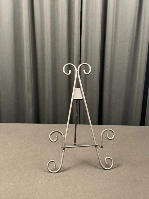 Small Black Easel 1