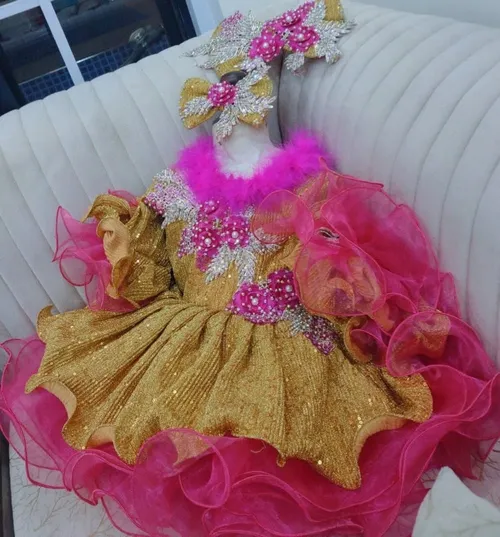 18/3  - 2/4 Golden Snowflake Princess
