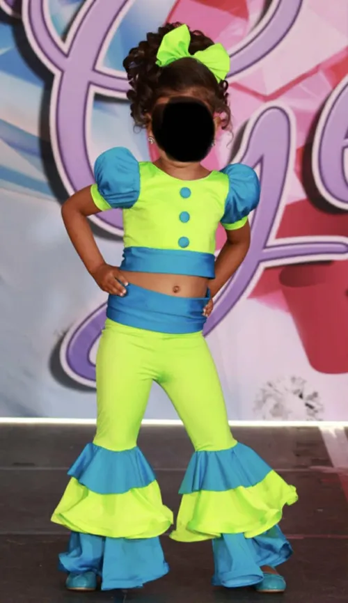 4/6 Neon Pop Rock Star