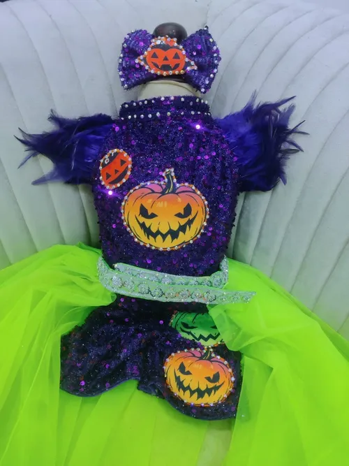 Pumpkin Patch Panic | Size: 2/4