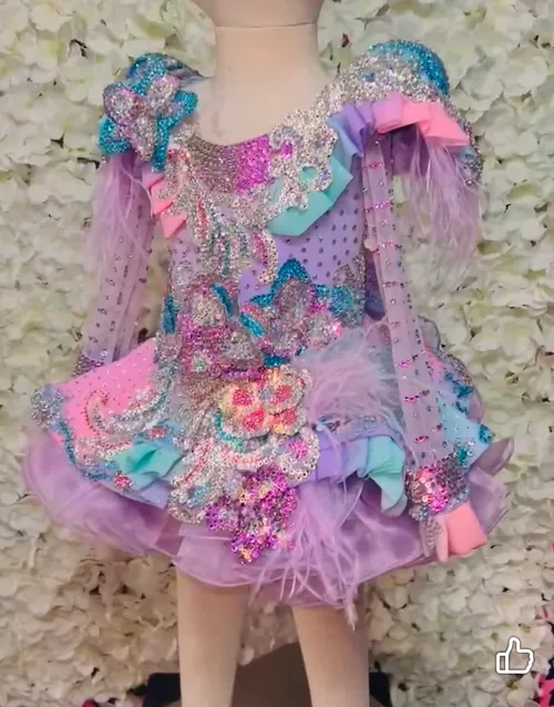 18/3 - 2/4 Unicorn Whimsy Glam