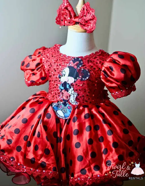 12/2 Minnie’s Showstopper Sparkle