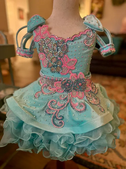 2/4 Crystal Candy Couture