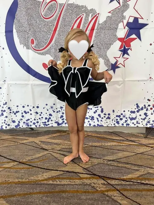 Midnight Bow Bell | Size: 3/4T