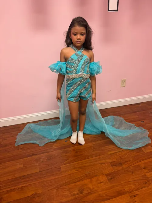 3/5 Ocean Breeze Showstopper