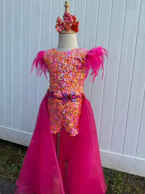 18/3 Neon Dream Doll
