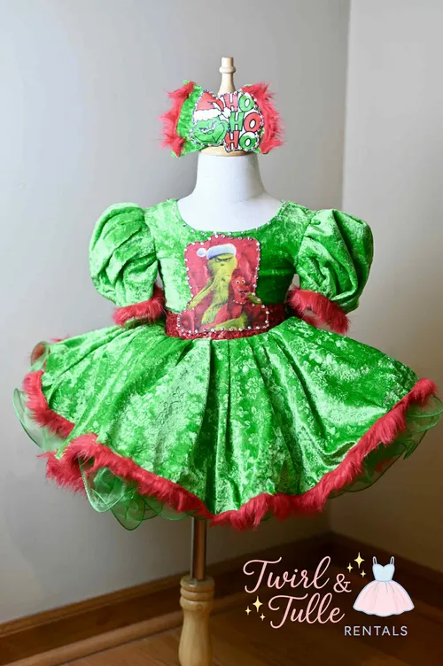 12/2 Merry Grinchmas Glam