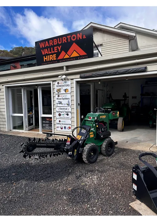 Self propelled trencher (Kanga inc Attachment - no bucket)