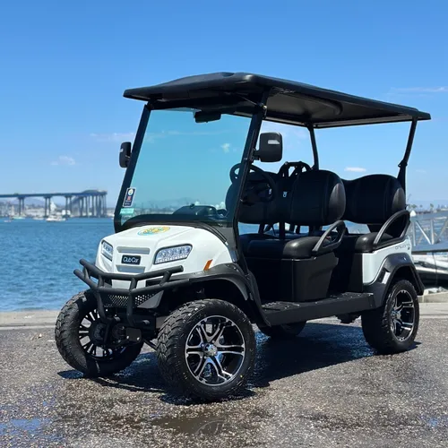 4-Seater: Club Car Onward 4 Forward LSV