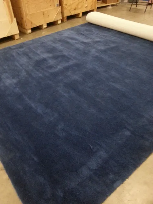 Tapis Bleu Marine / Navy Blue Carpet - 10x20   32oz