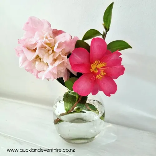 Small bubble flask vase 