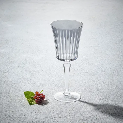 G356 :: Timeless Smoked Wine Glass 8oz