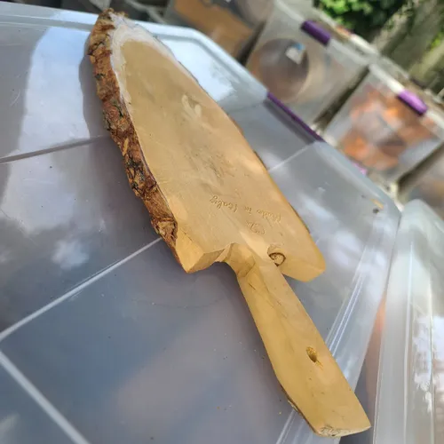 WD55 :: Italian Bark Edged Wooden Serving Paddle 15