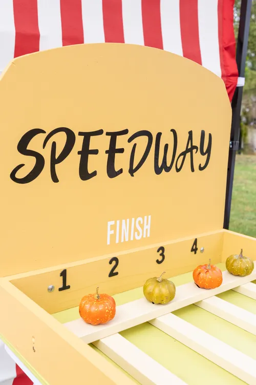 Speedway (pig race)