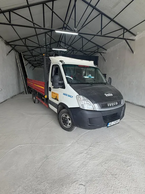 IVECO DAILY BASCULABILĂ 3 PĂRȚI 3500 KG
