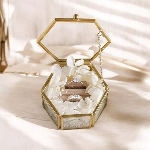 Ringbox gold Hexagon