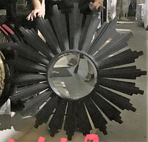 MIR 4469 - Mirror - Circular with Black Metal Sunrays Frame