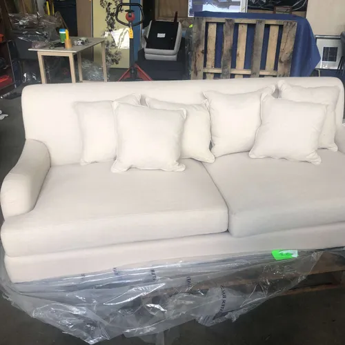 SF 8005 - Sofa - 3 Seater - White Heritage Caster