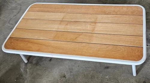 OD CT 0002 - Outdoor - Coffee Table - White Aluminium with Timber Slatted Top