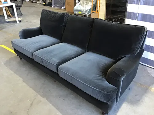 SF 9122 - Sofa - 3 Seater - Black Velvet with Black Timber Legs