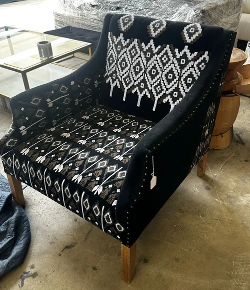 OC 1010 - Black Fabric with Incan Pattern Accent Chair 