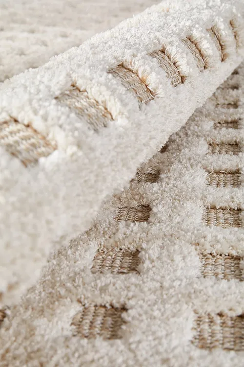 RG 0057 - Rug - Large - Modern Chequered Pile Patterned Natural/Beige 