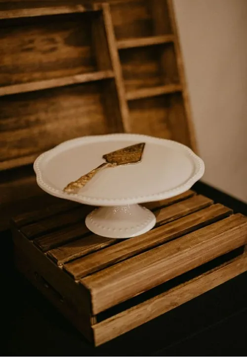 White Cake Stand