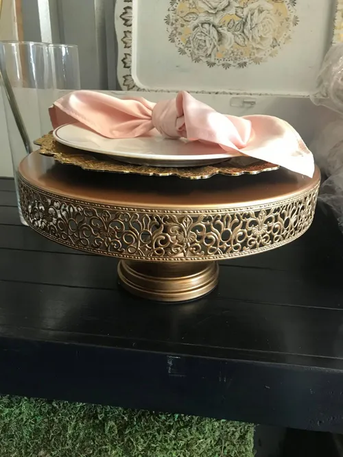 Pedestal Cake Stand