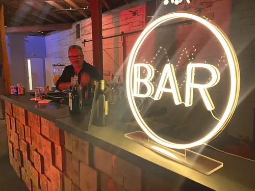 Bar Neon