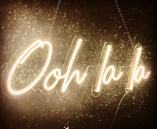Oh la la la Neon