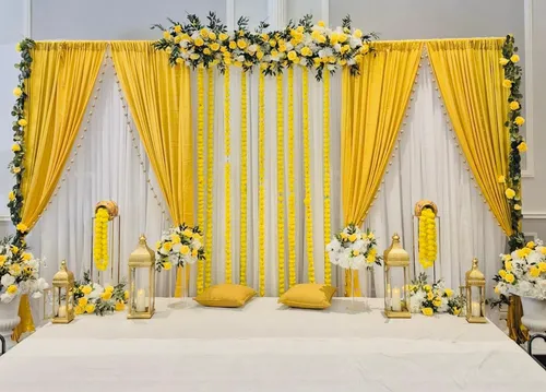 Triple Panel Floral & Drape Mehindi Decor
