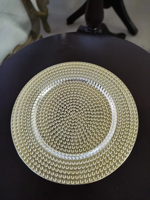 Porta platos dorados