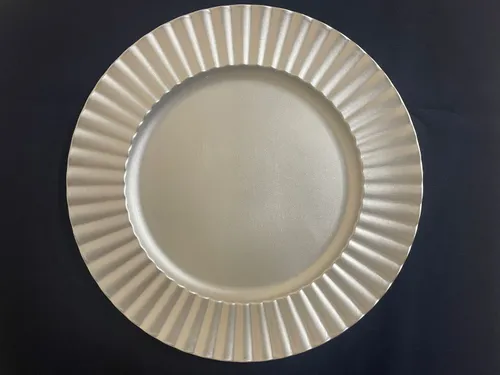 Porta platos plateados