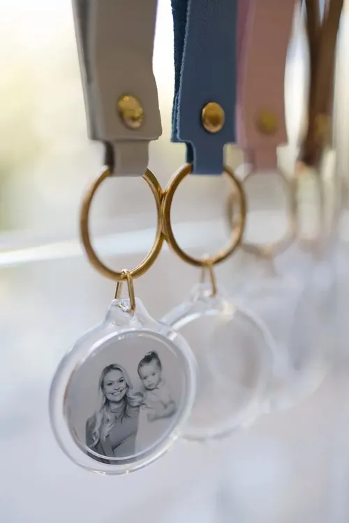Key chain station 