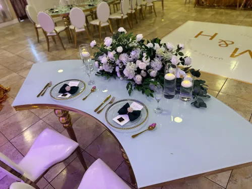 Luxury Serpentine table