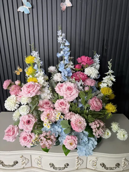 Artificial Flower arrangement 