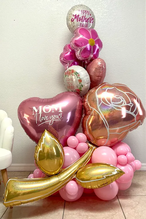Happy Mother's Day Heart Balloon bouguet 