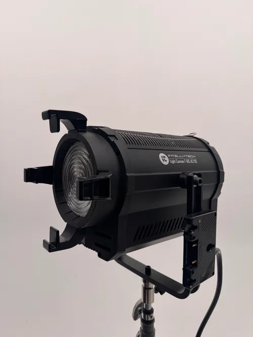Intelly Tech Light Cannon F-165 Bi-Color AC/DC LED Fresnel