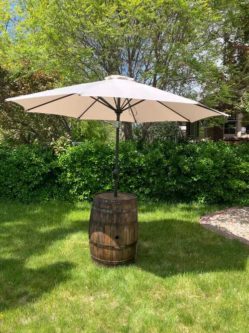 Barrel Cocktail Table w/umbrella